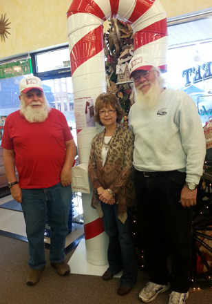 Santas-of-Sterling-13