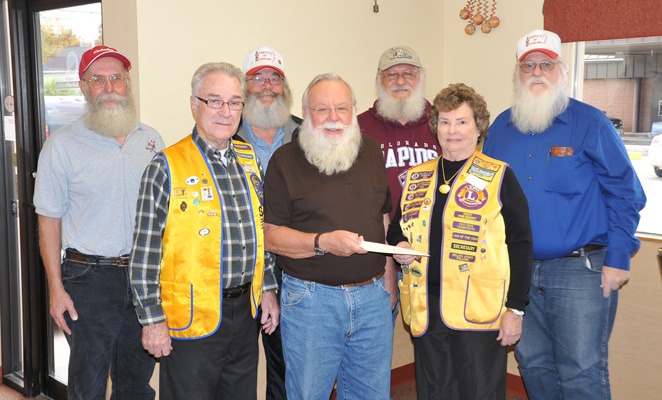 Santas-and-Lions-Club